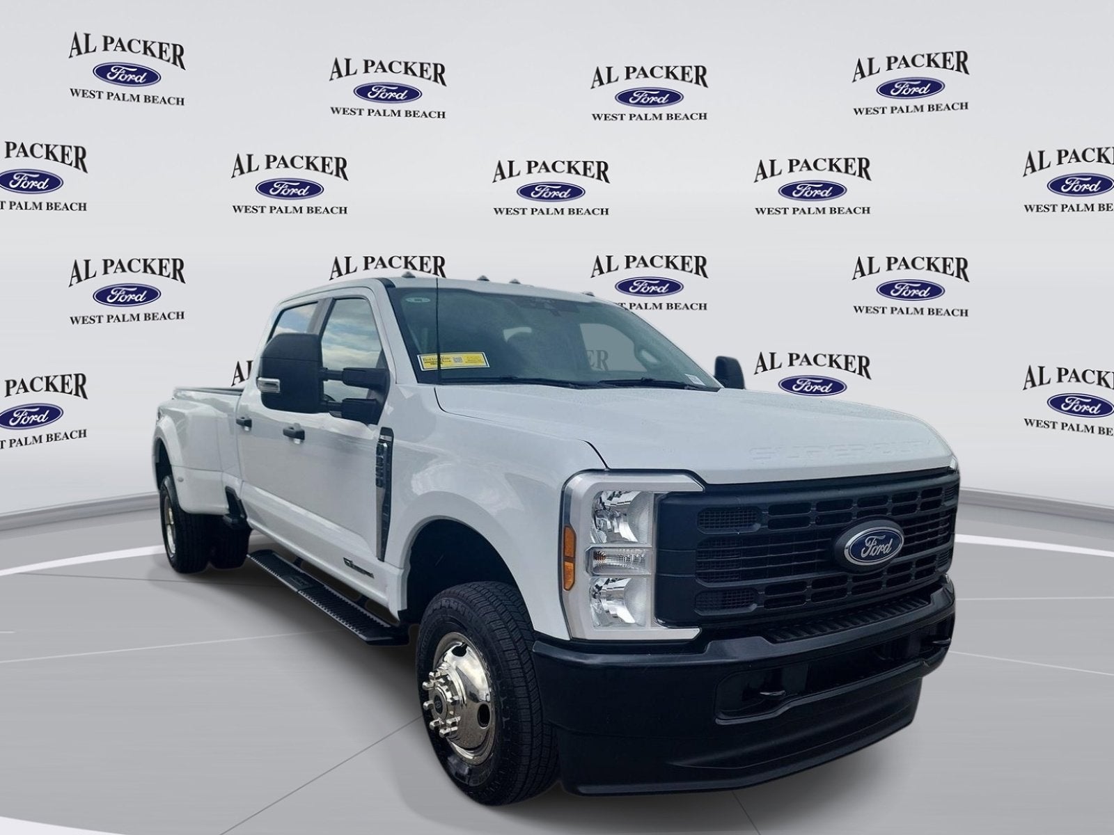 2024 Ford Super Duty F-350 DRW XL
