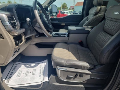 2025 Ford Super Duty F-450 DRW Platinum
