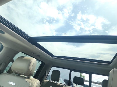 2025 Ford Super Duty F-450 DRW Platinum