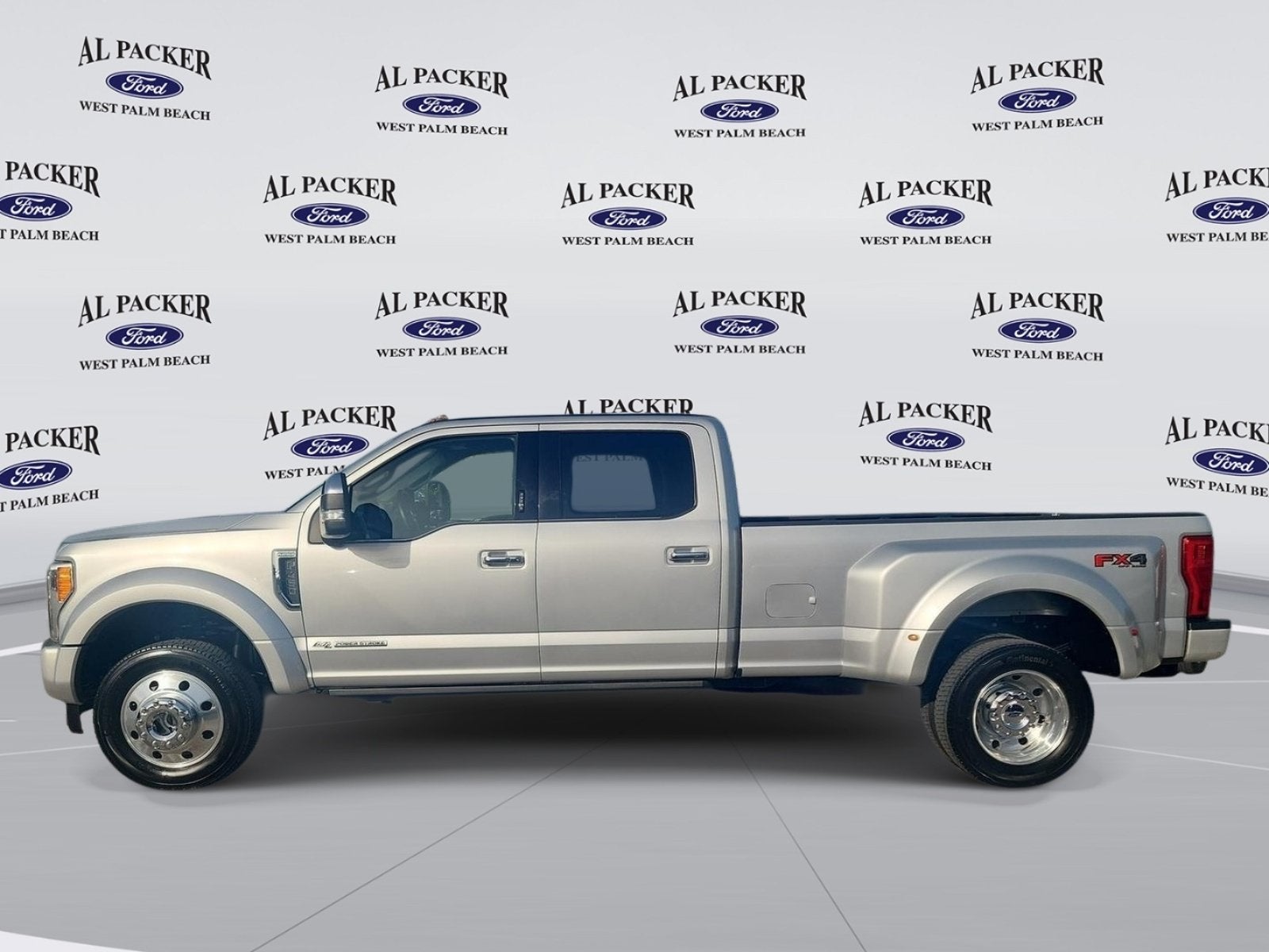 2019 Ford Super Duty F-450 DRW Platinum