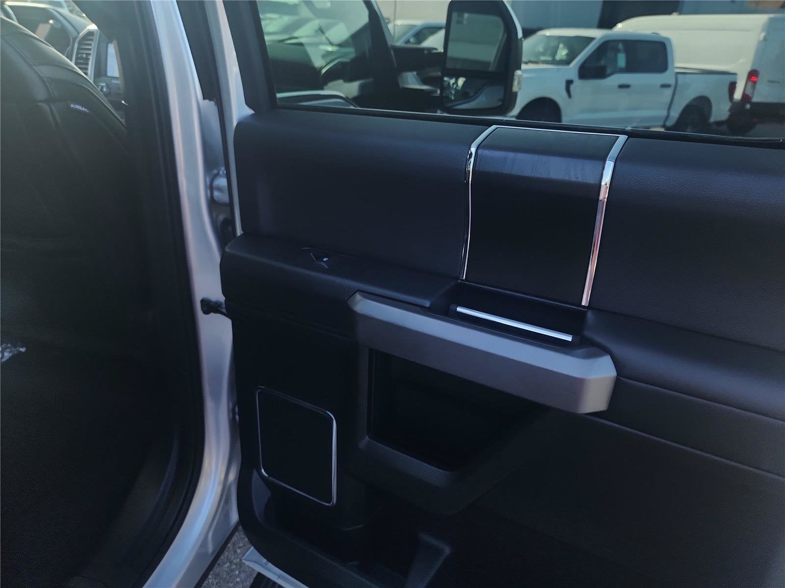 2019 Ford Super Duty F-450 DRW Platinum