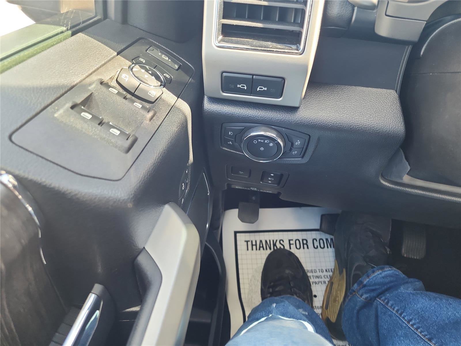 2020 Ford Super Duty F-450 DRW LARIAT