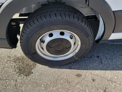 2025 Ford Transit Cargo Van T-250 148" Med Rf 9070 GVWR RWD