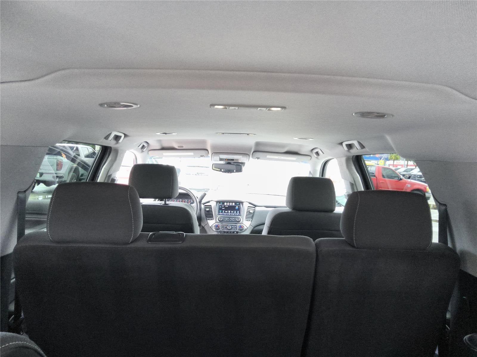 2018 Chevrolet Suburban LS