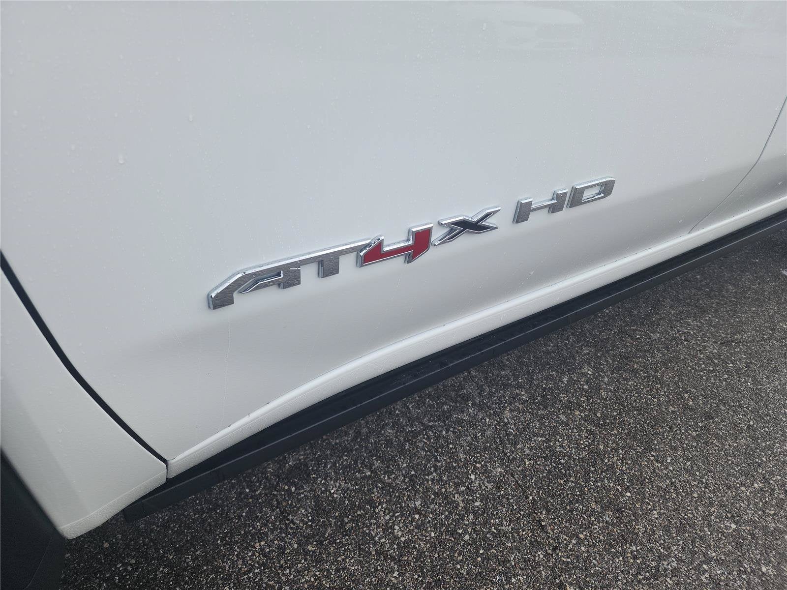 2025 GMC Sierra 2500HD AT4X