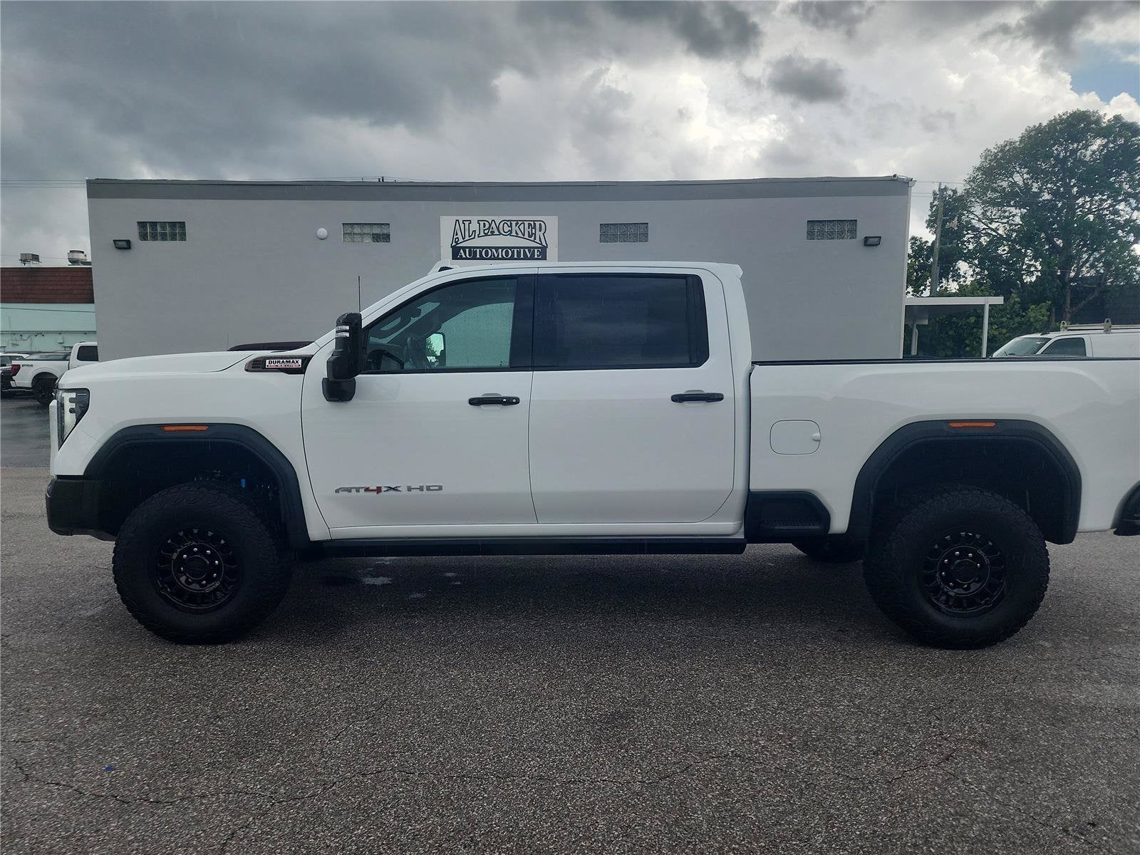 2025 GMC Sierra 2500HD AT4X