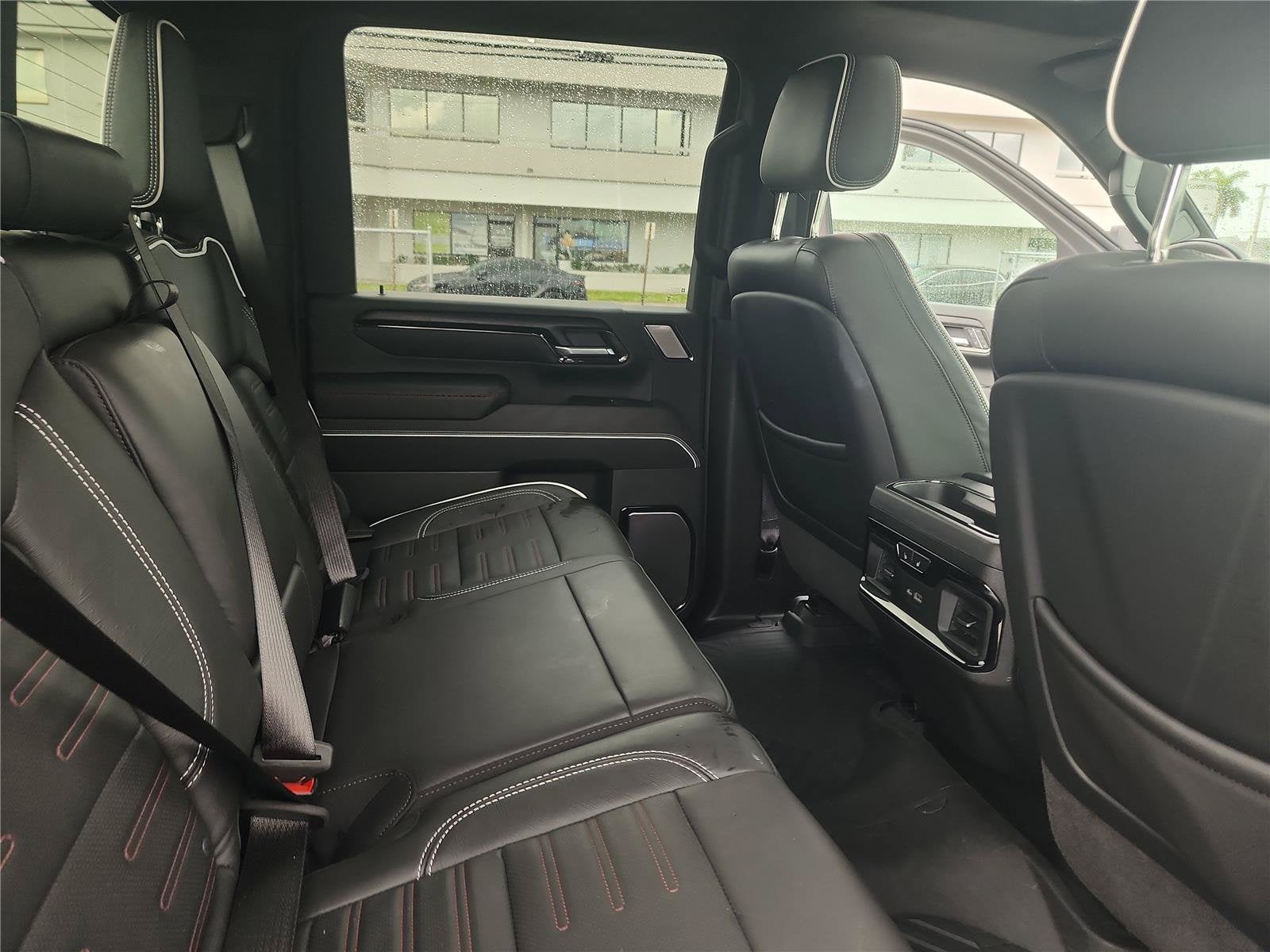 2025 GMC Sierra 2500HD AT4X