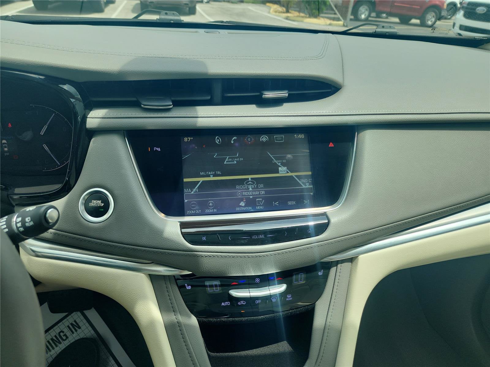2017 Cadillac XT5 Luxury AWD