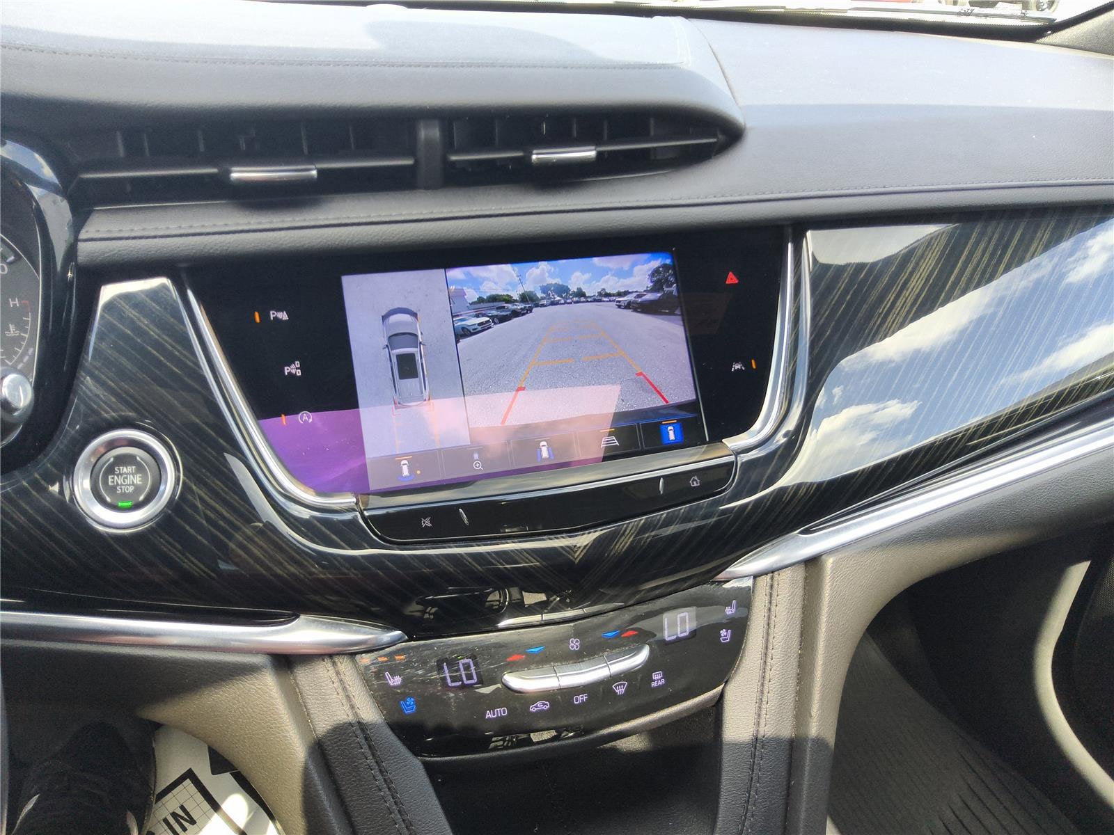 2023 Cadillac XT6 FWD Premium Luxury