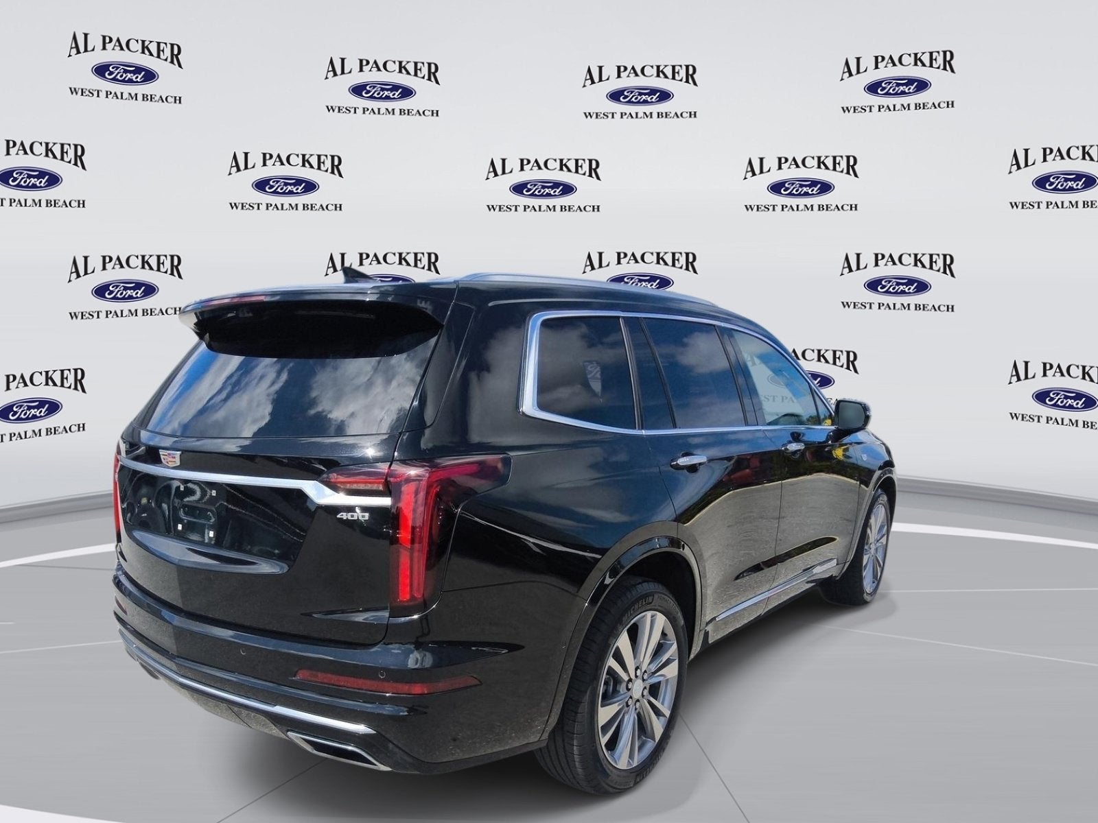 2023 Cadillac XT6 FWD Premium Luxury