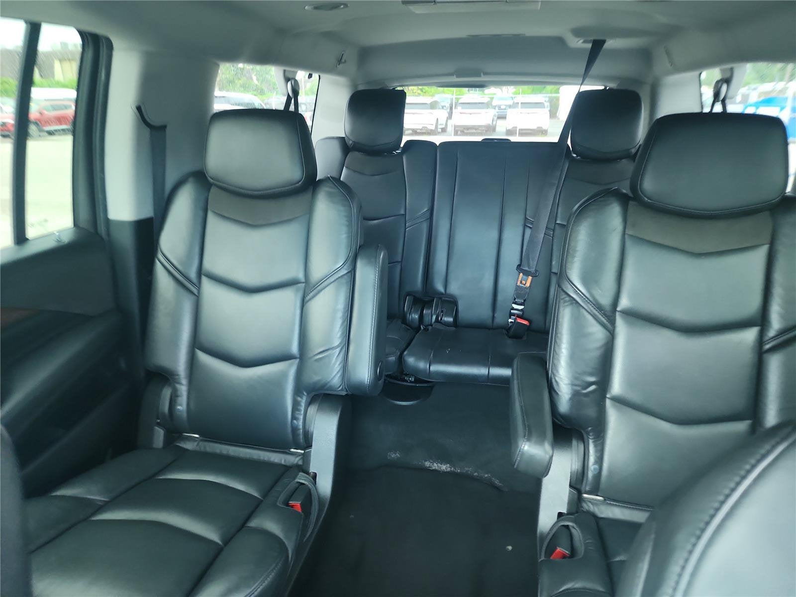 2019 Cadillac Escalade ESV Luxury