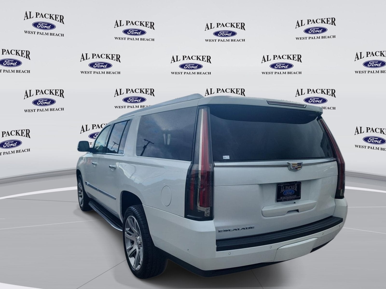 2019 Cadillac Escalade ESV Luxury