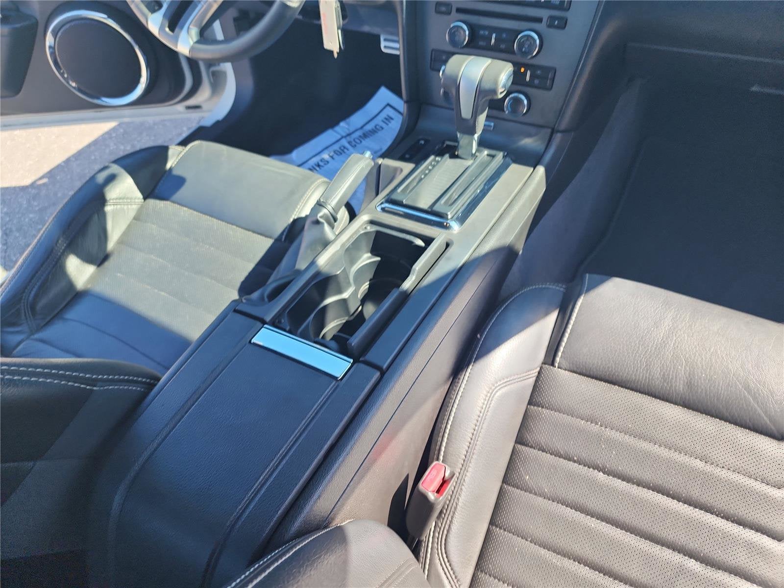 2010 Ford Mustang V6