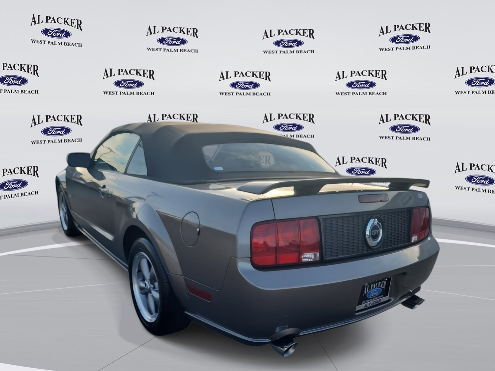 2005 Ford Mustang GT Premium