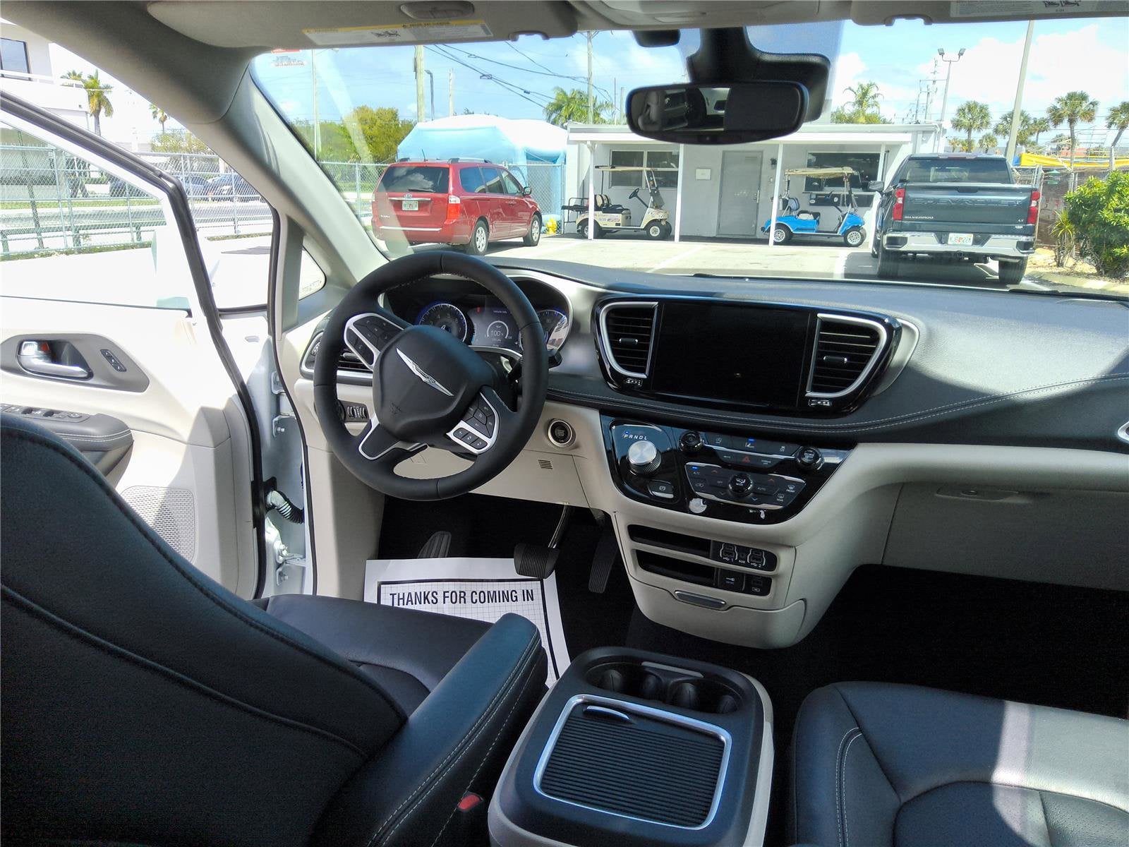 2022 Chrysler Pacifica Touring L