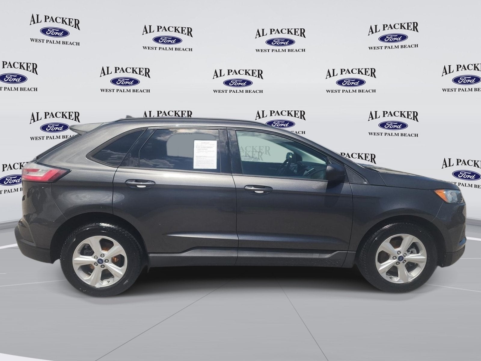 2020 Ford Edge SE