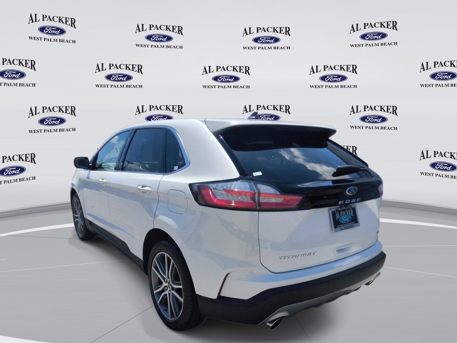 2024 Ford Edge Titanium