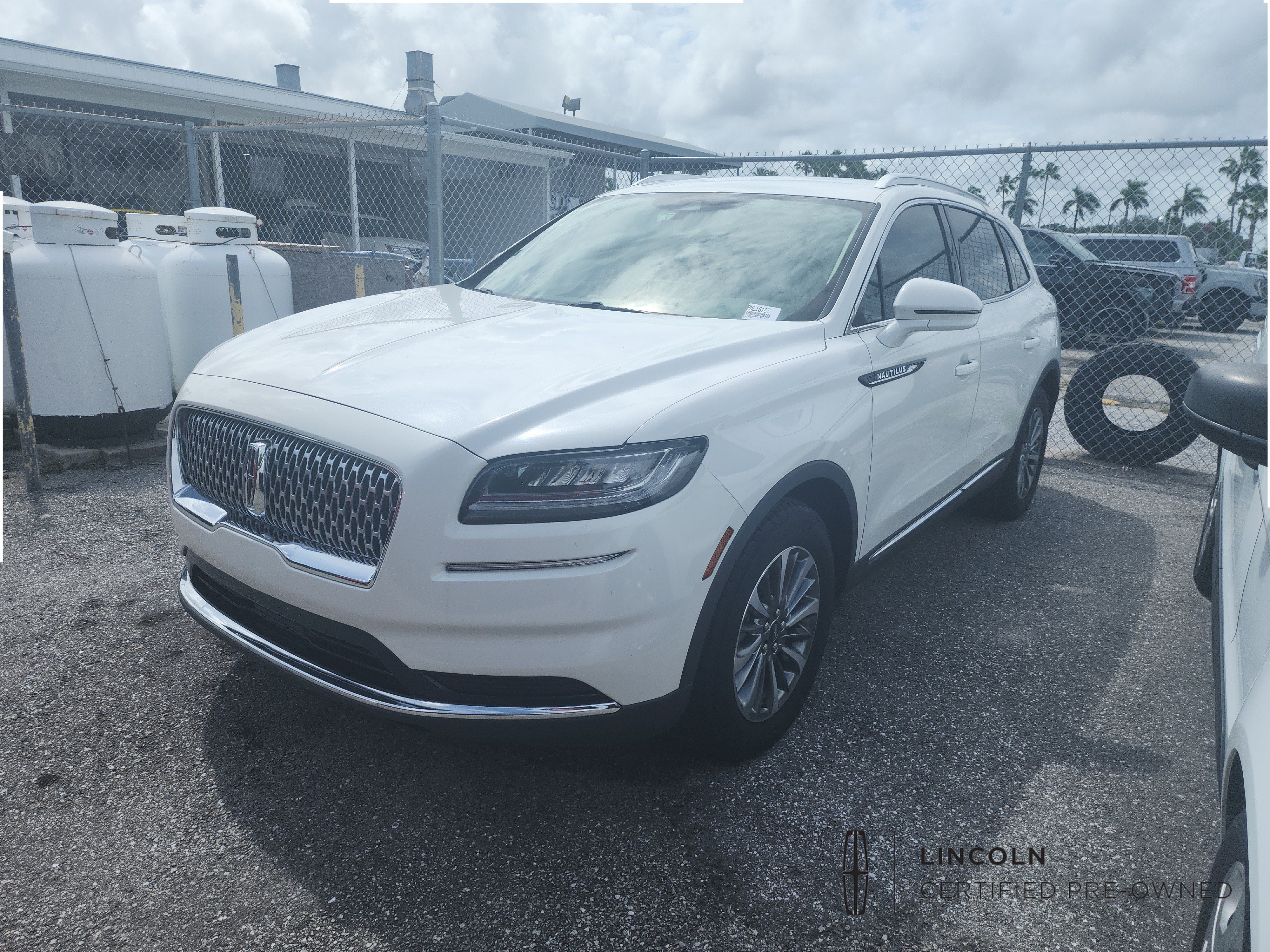2023 Lincoln Nautilus Standard