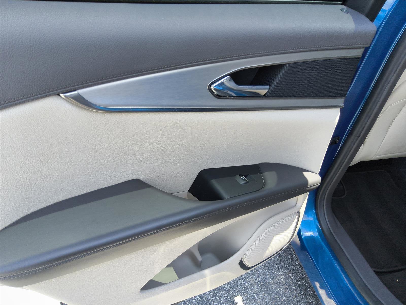 2020 Lincoln Nautilus Standard