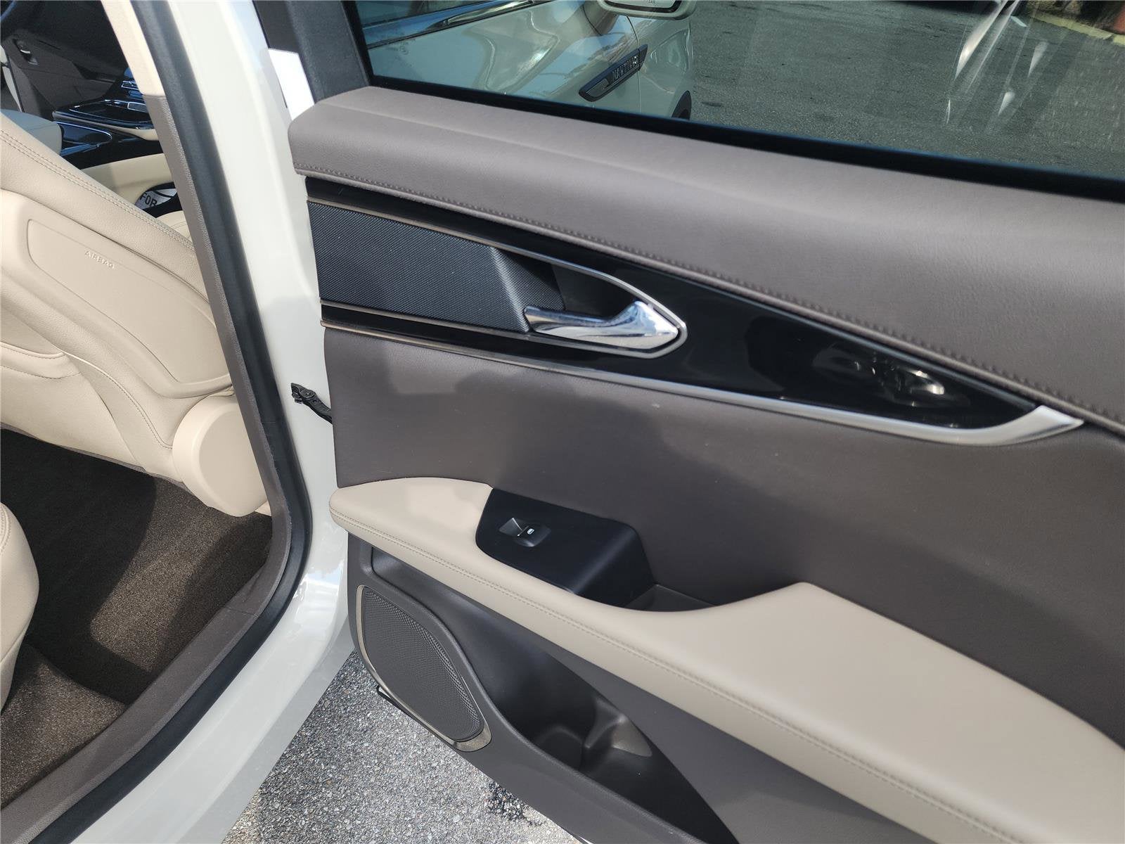 2022 Lincoln Nautilus Standard