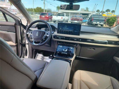 2022 Lincoln Nautilus Standard