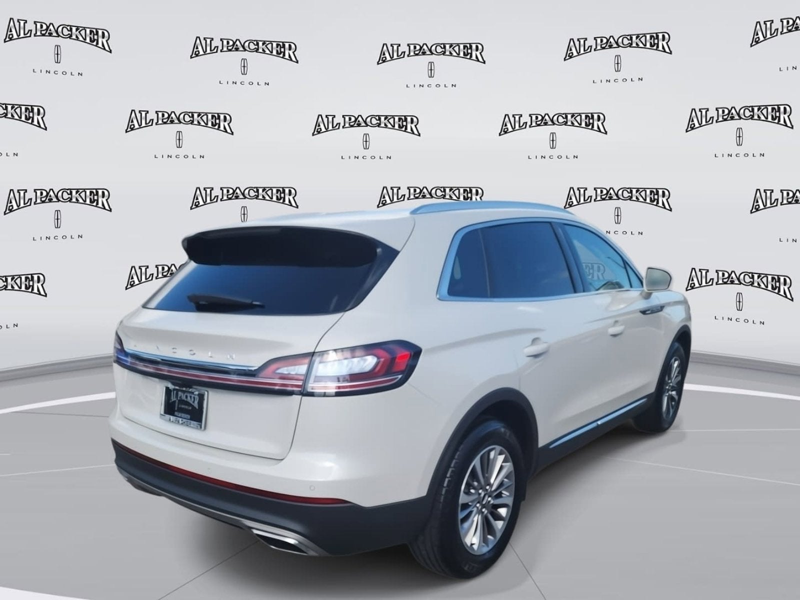 2022 Lincoln Nautilus Standard