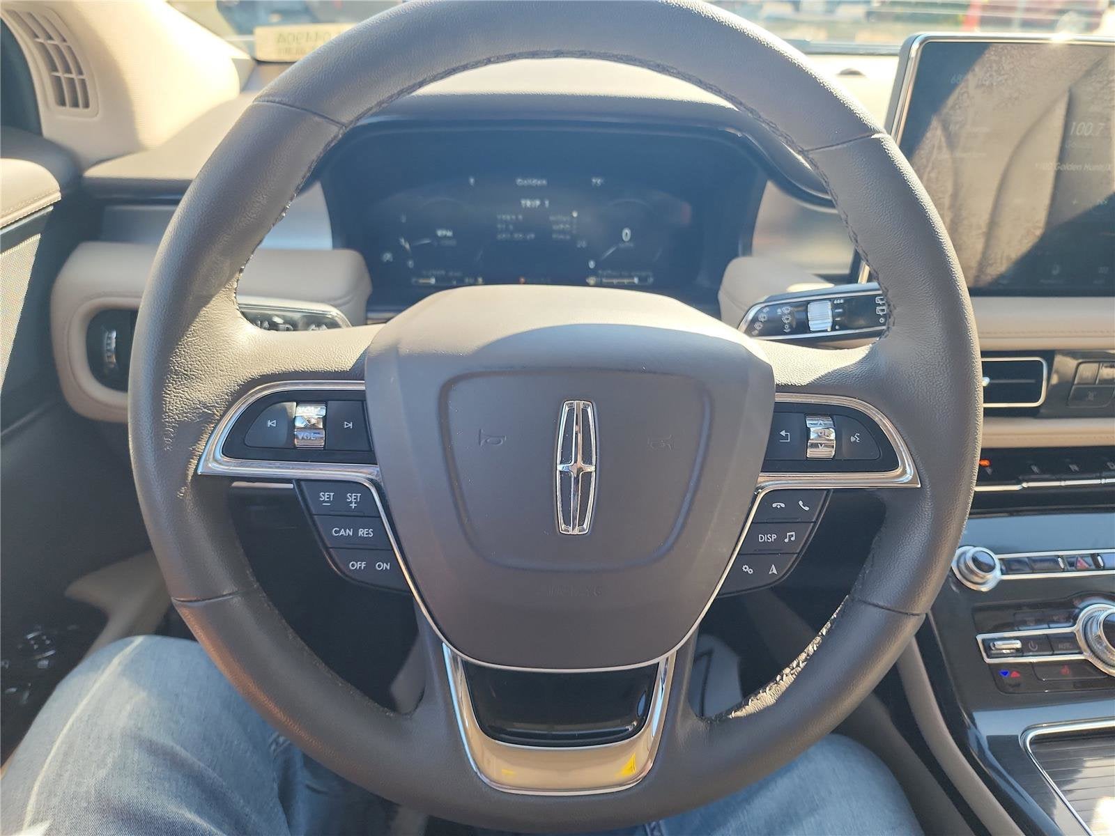 2023 Lincoln Nautilus Standard