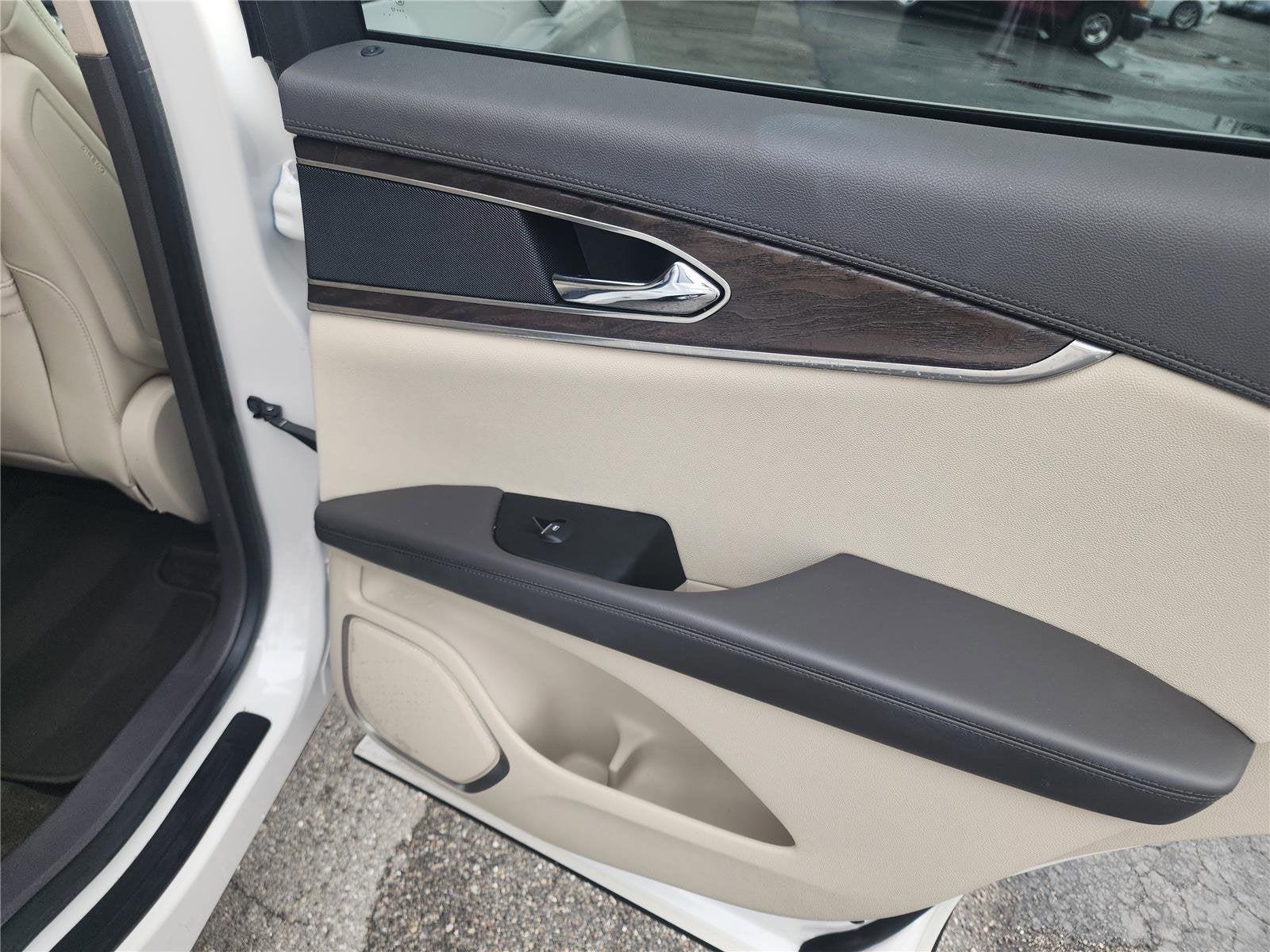 2017 Lincoln MKX Select