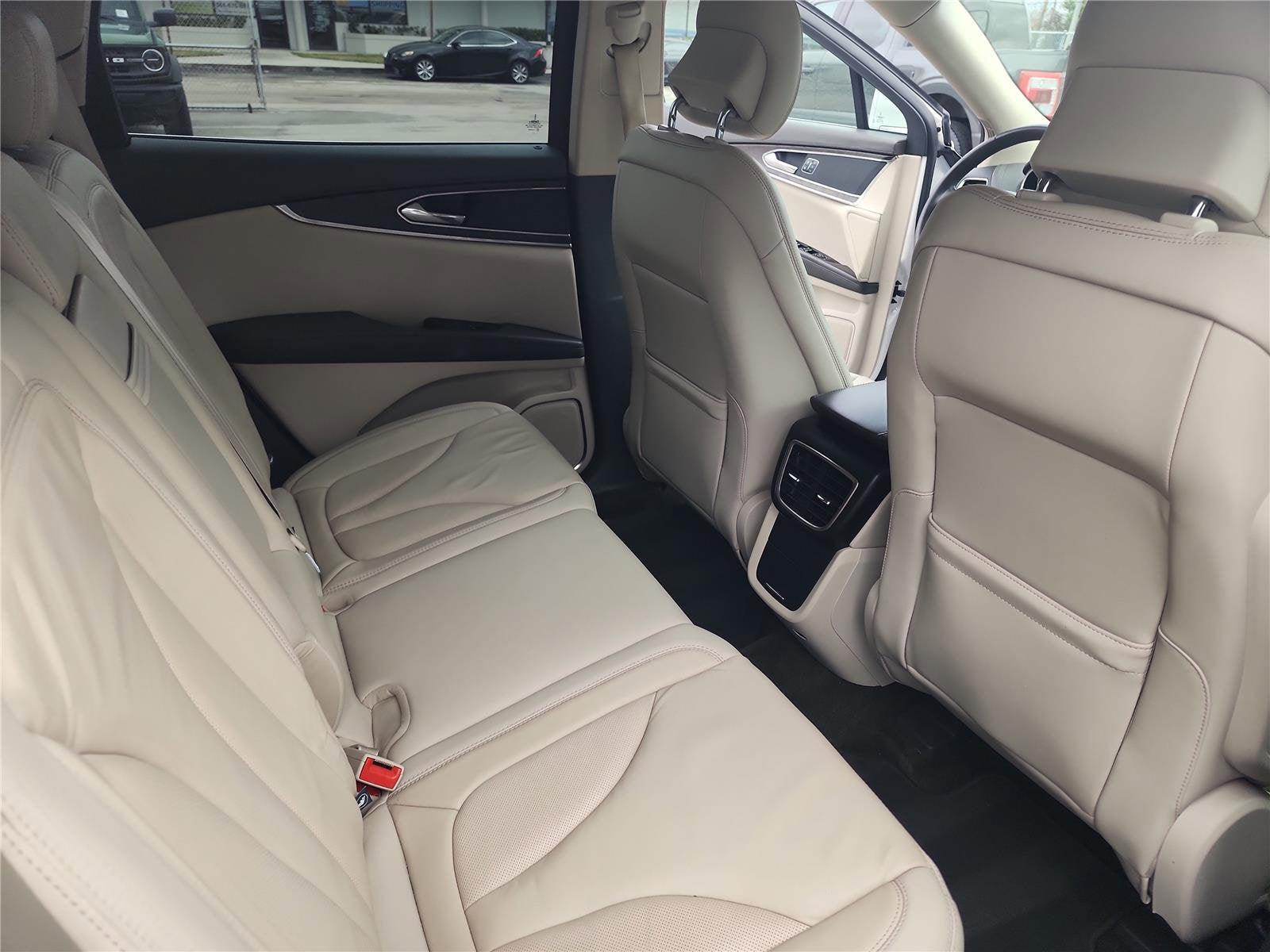 2017 Lincoln MKX Select