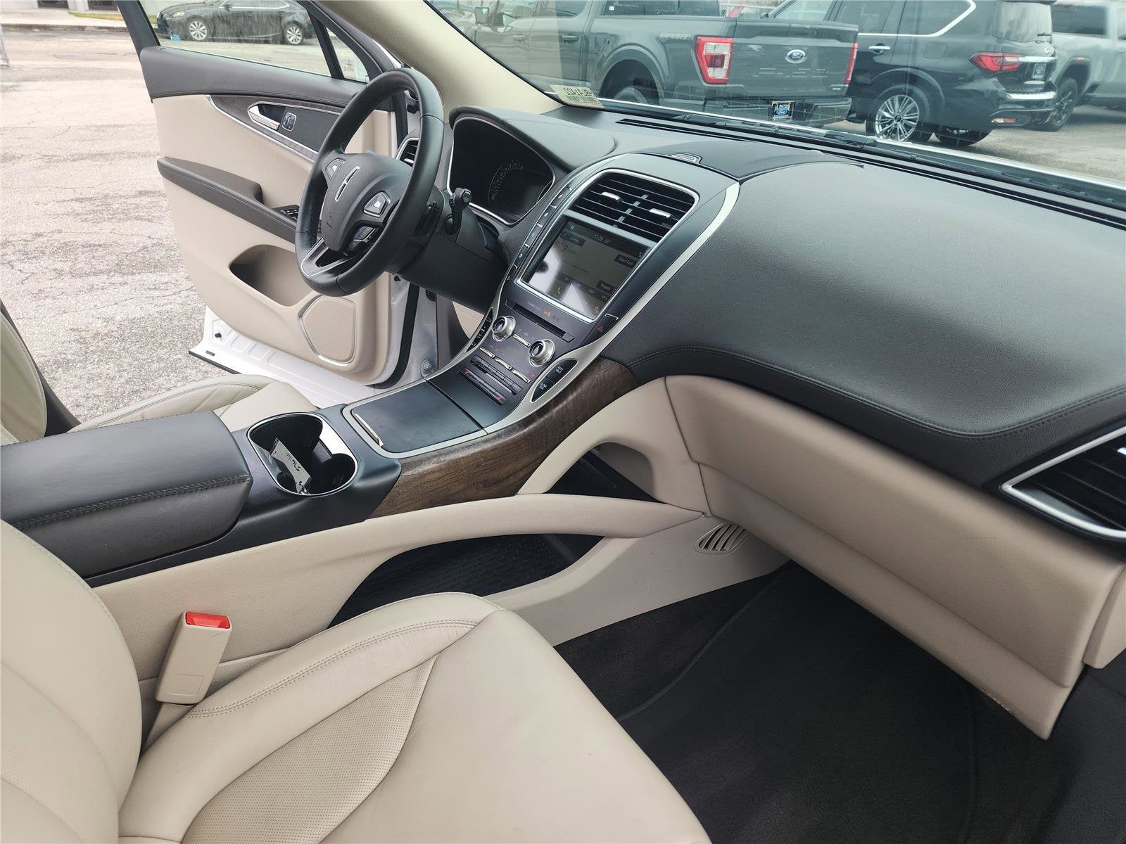 2017 Lincoln MKX Select