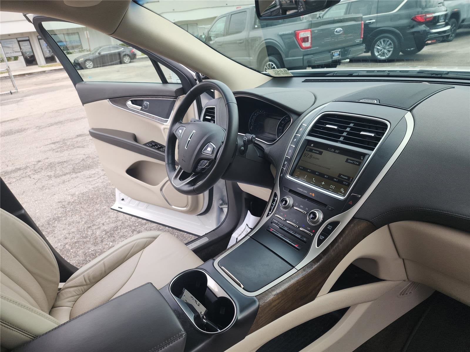 2017 Lincoln MKX Select