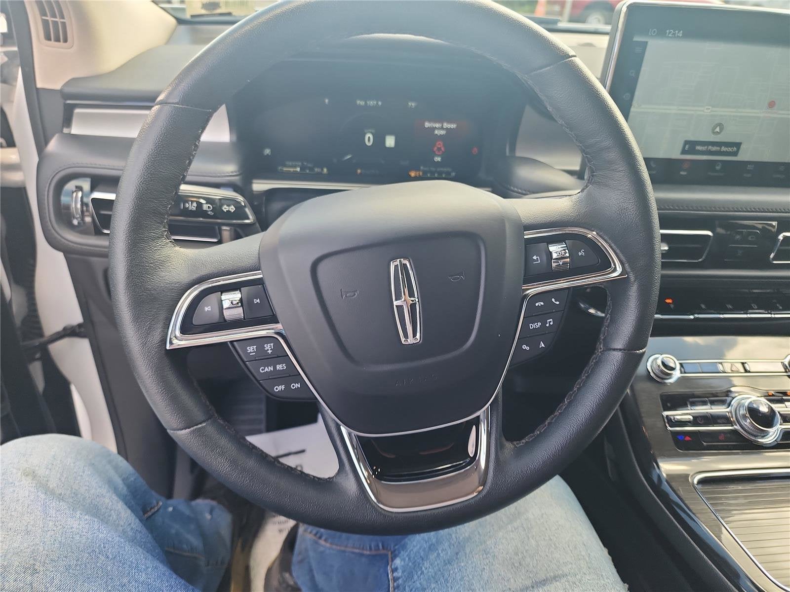 2023 Lincoln Nautilus Standard