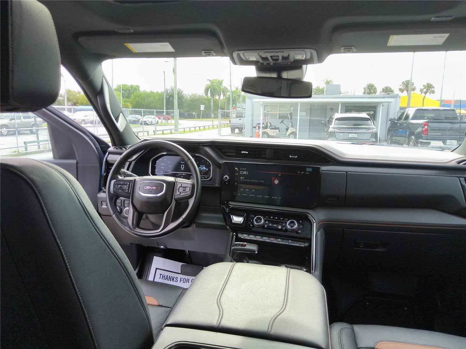 2023 GMC Sierra 1500 AT4