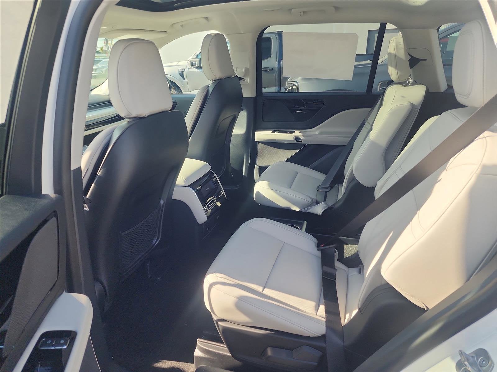 2025 Lincoln Aviator Premiere