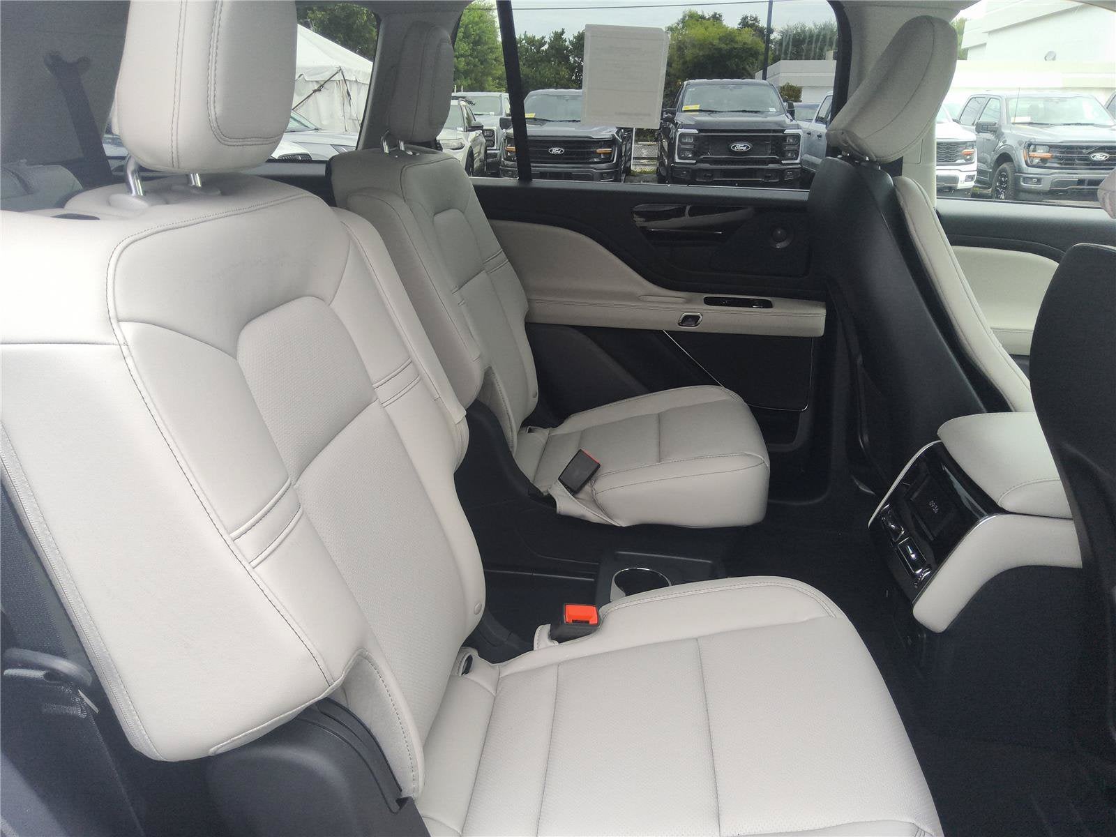 2027 Lincoln Aviator Premiere