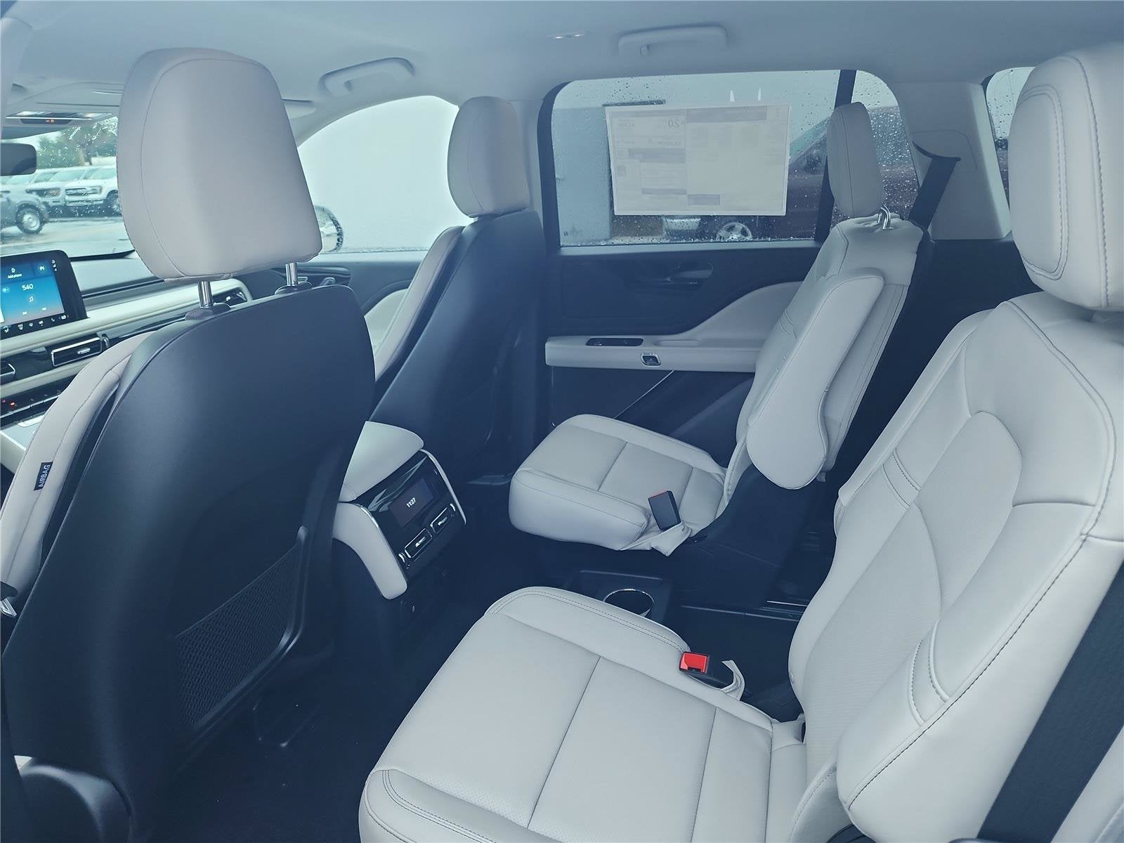 2027 Lincoln Aviator Premiere