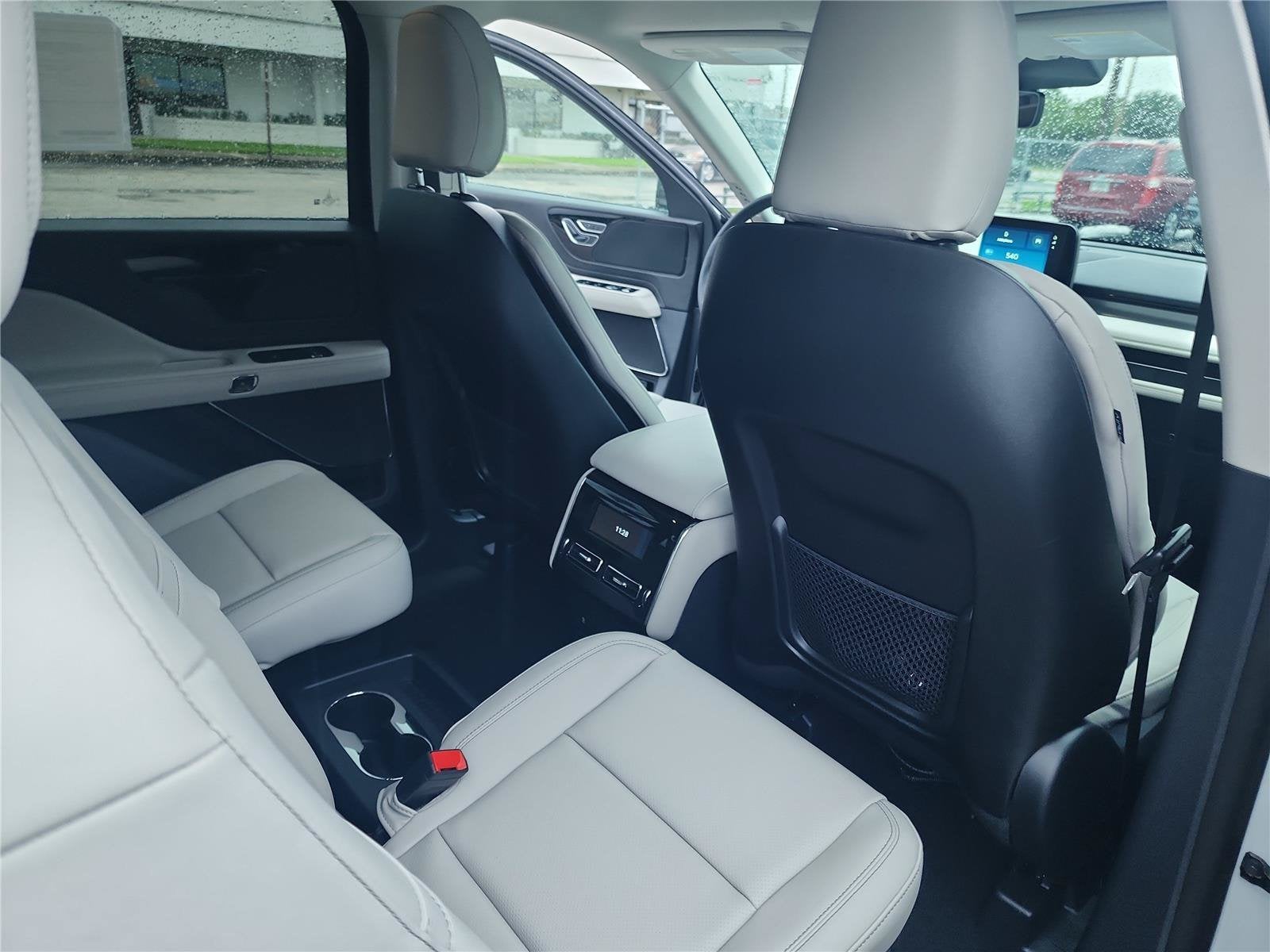 2027 Lincoln Aviator Premiere