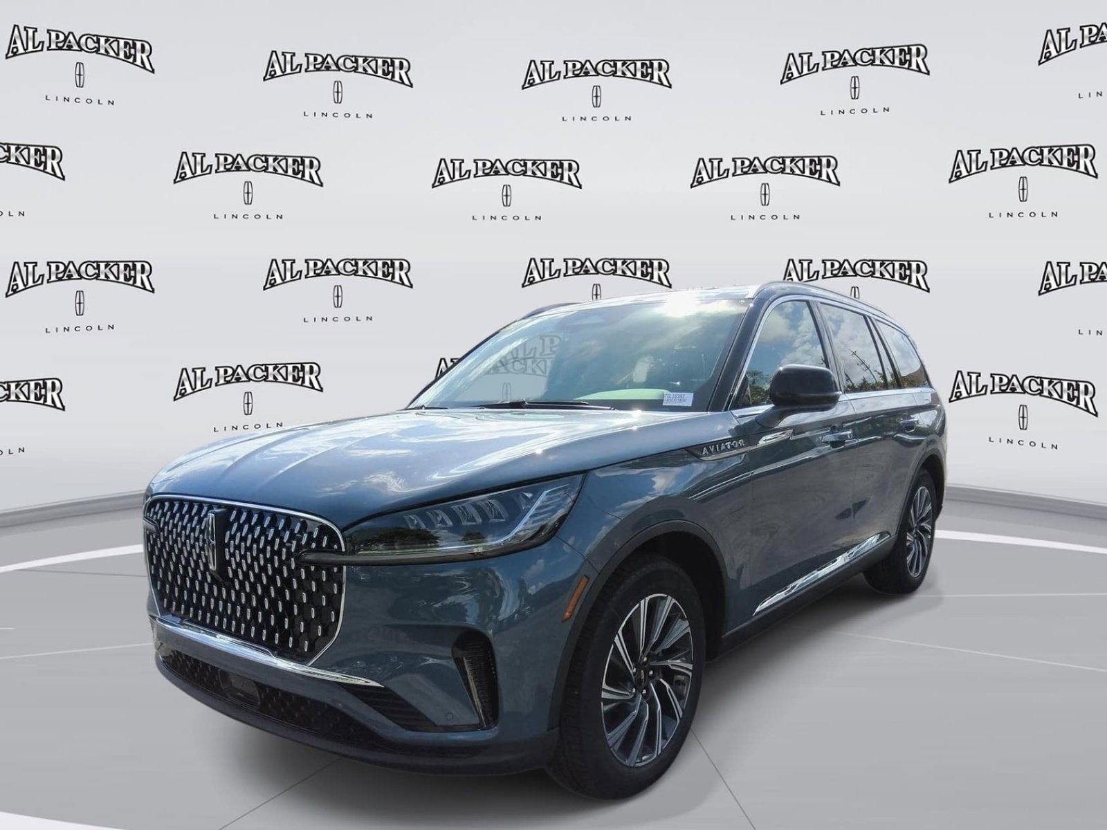 2026 Lincoln Aviator Premiere RWD's photo