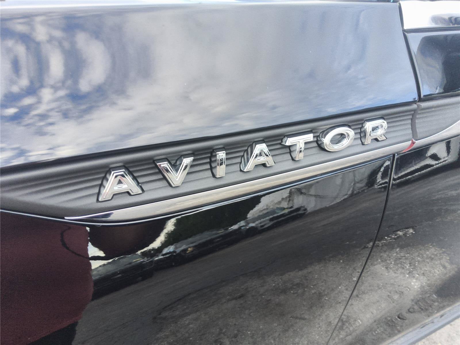 2027 Lincoln Aviator Premiere