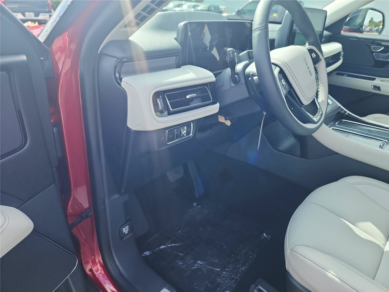2027 Lincoln Aviator Premiere