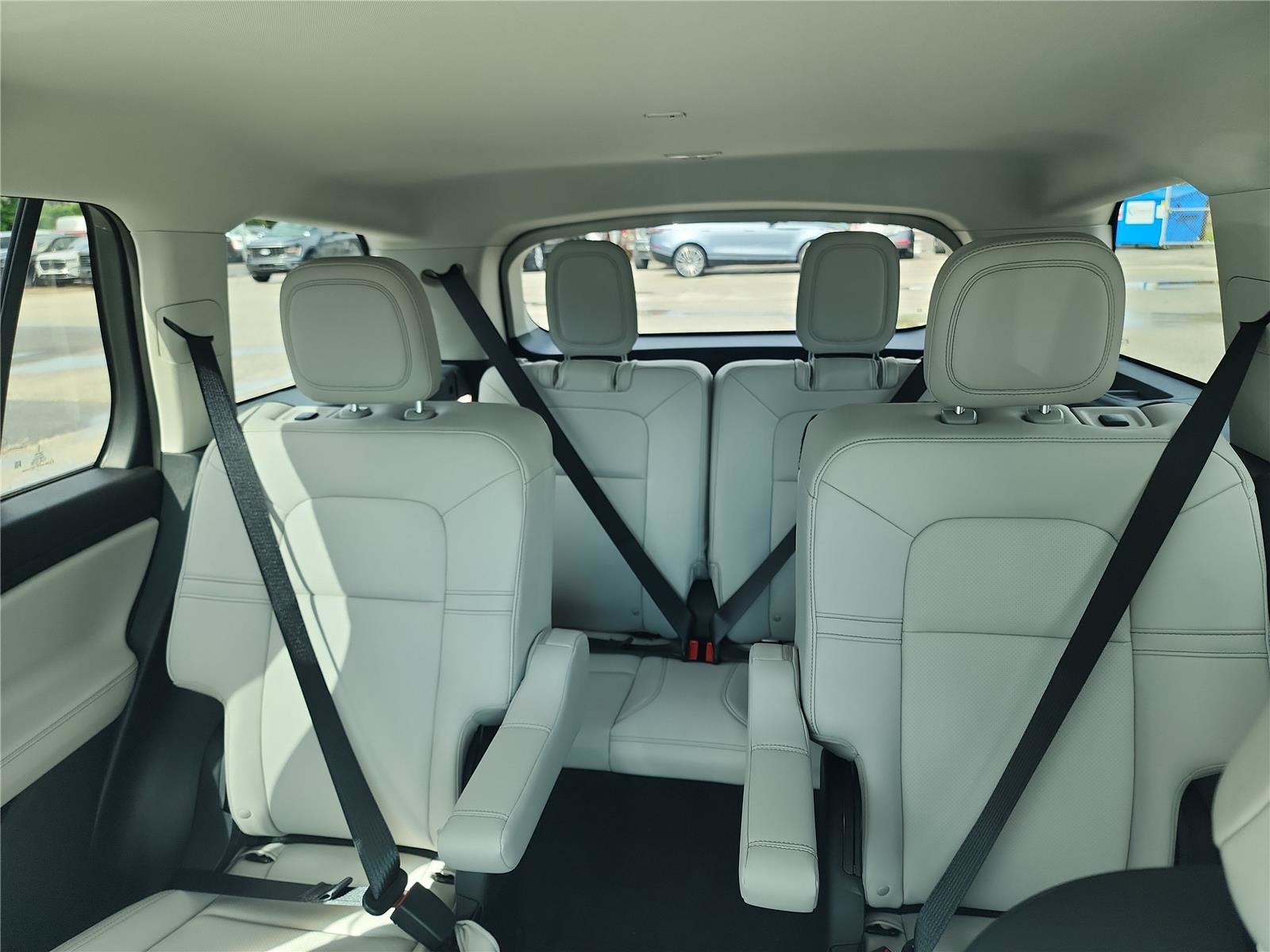 2027 Lincoln Aviator Premiere