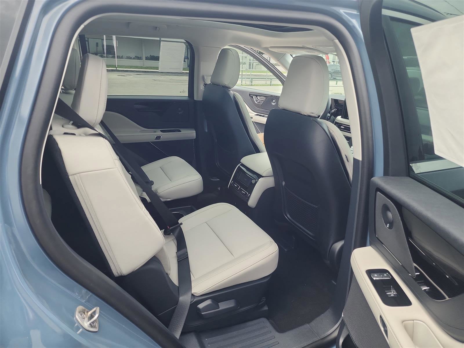 2025 Lincoln Aviator Premiere