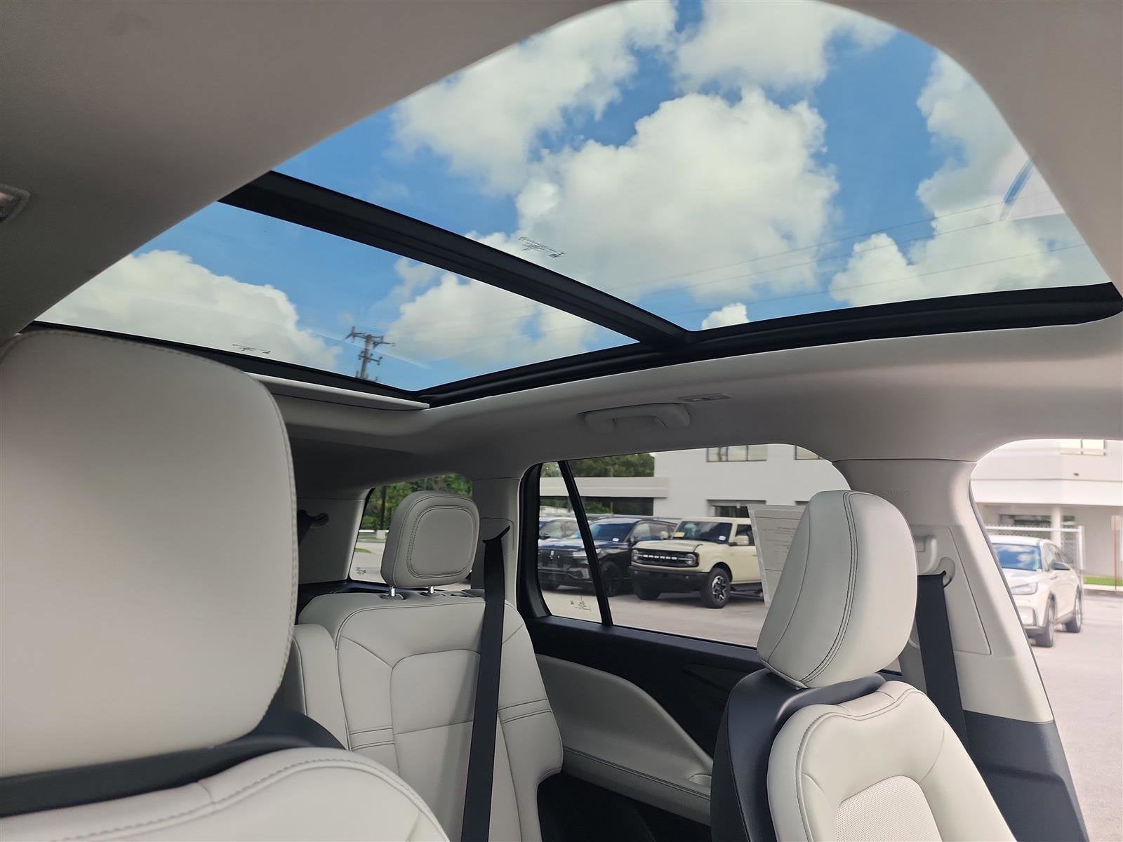 2025 Lincoln Aviator Premiere