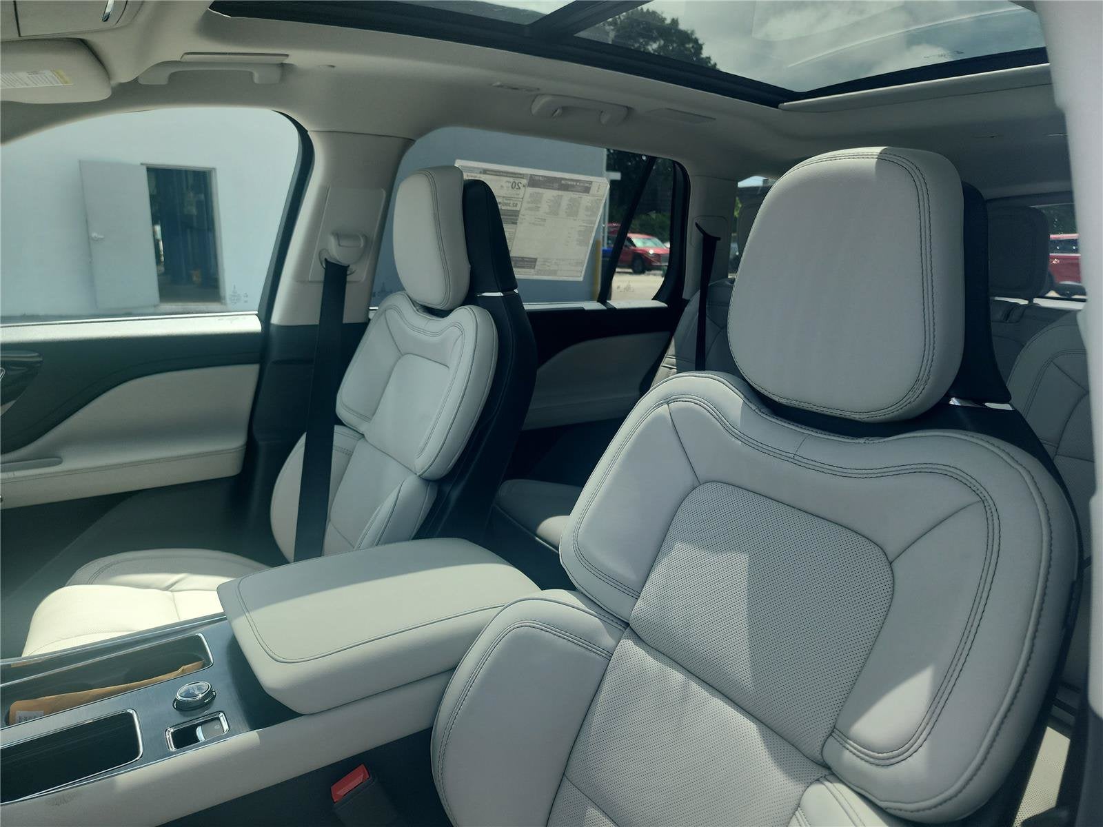 2027 Lincoln Aviator Reserve