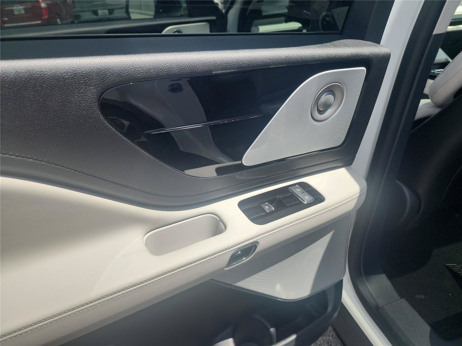 2027 Lincoln Aviator Reserve