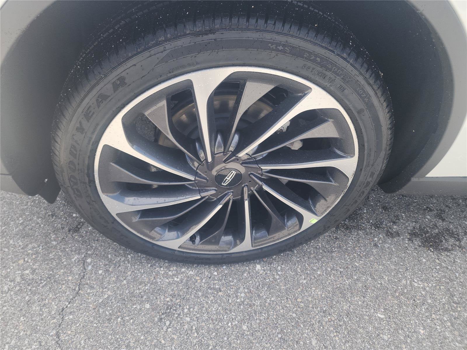 2027 Lincoln Aviator Reserve