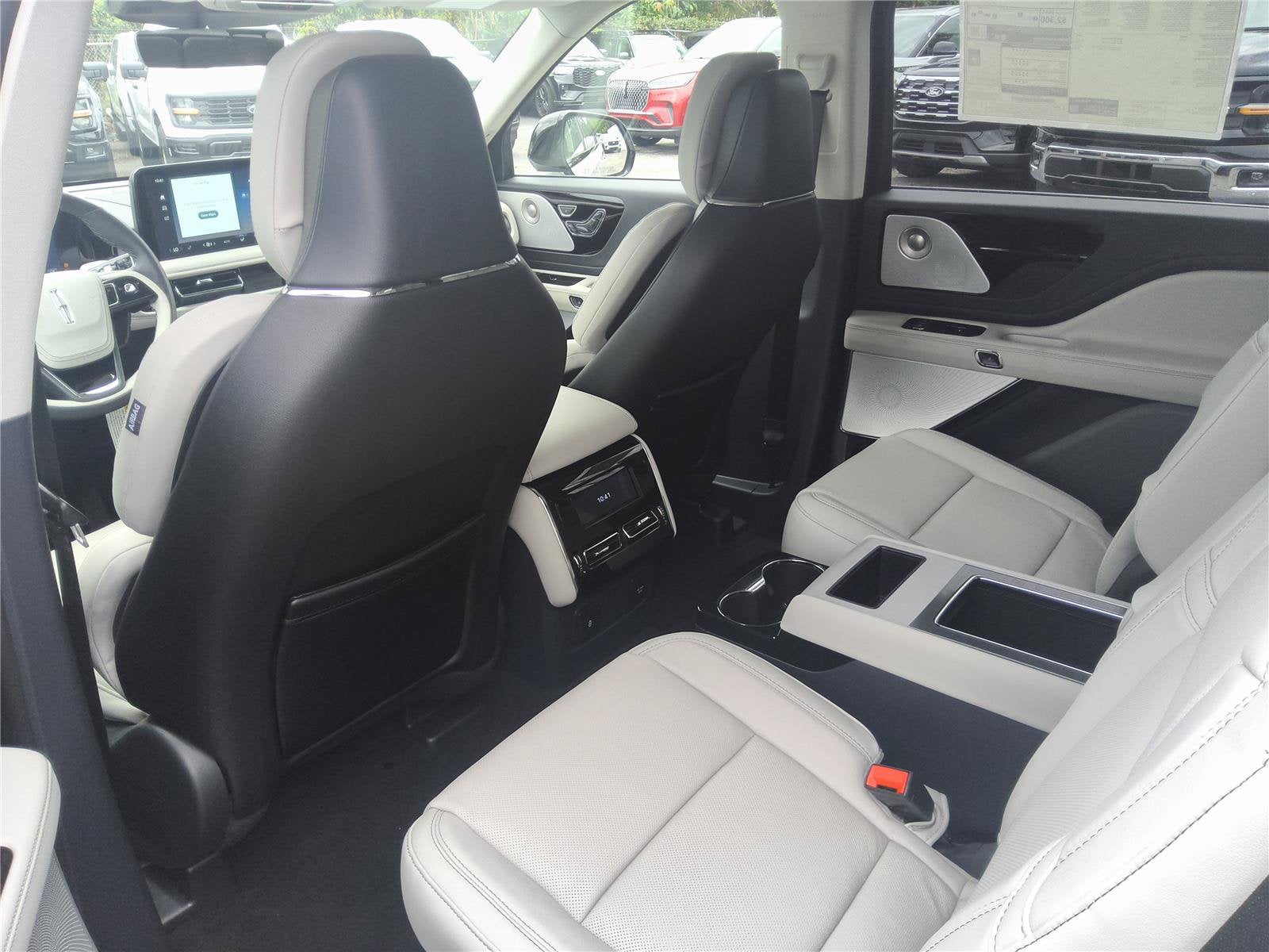 2027 Lincoln Aviator Reserve