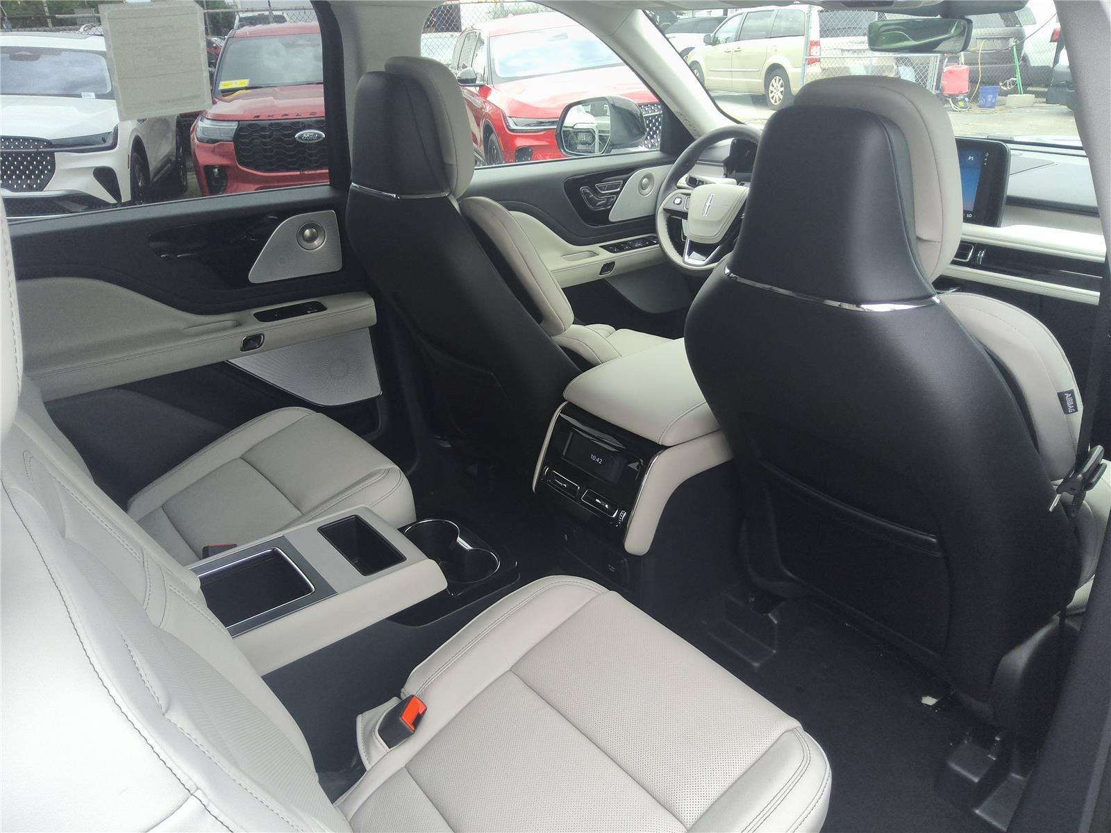 2027 Lincoln Aviator Reserve