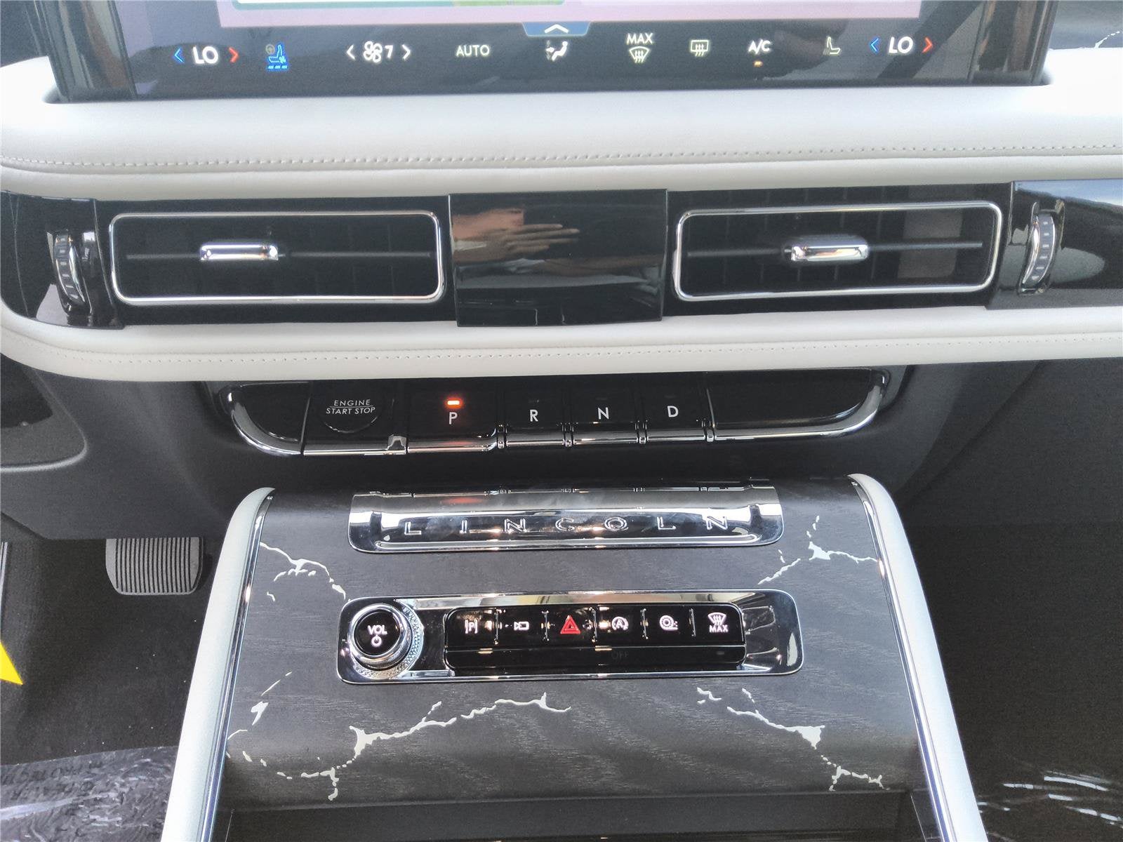 2027 Lincoln Aviator Black Label