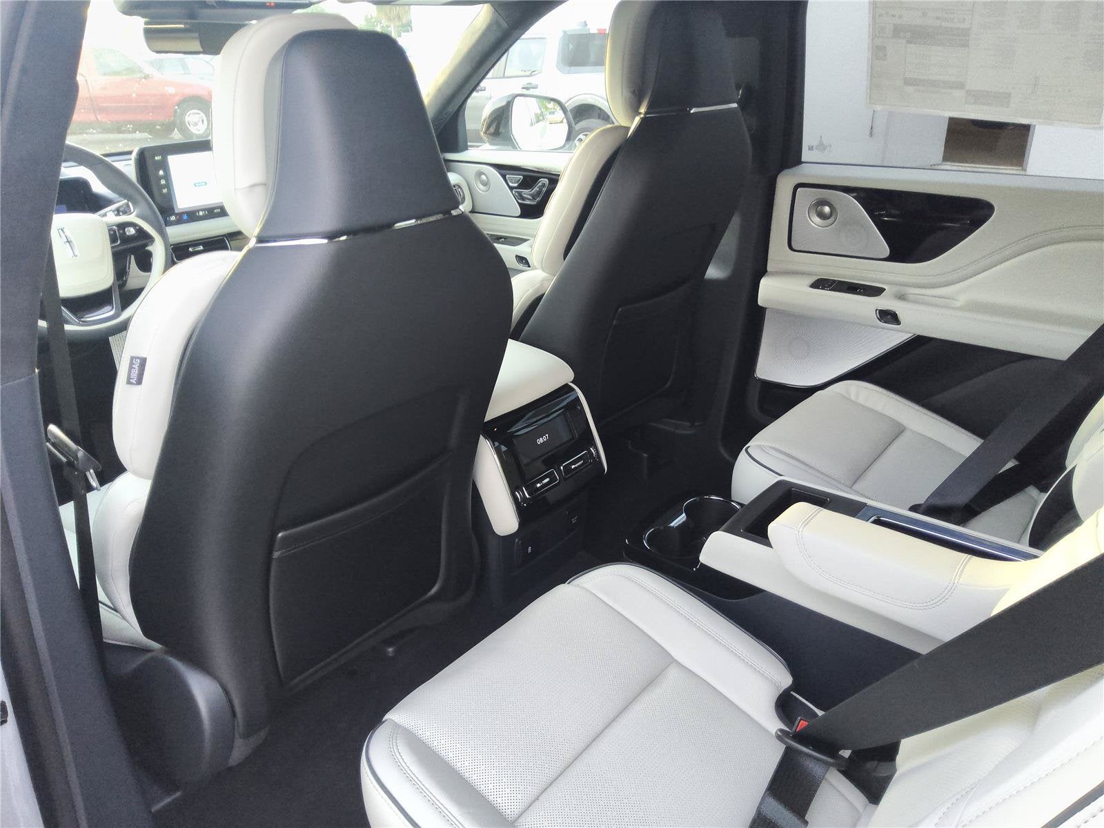 2027 Lincoln Aviator Black Label